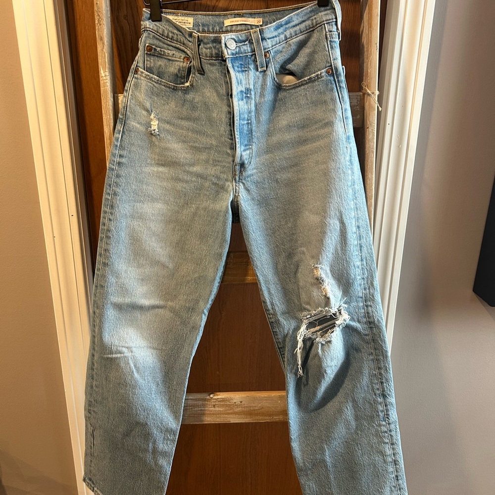 Levi’s Ribcage Straight Jeans